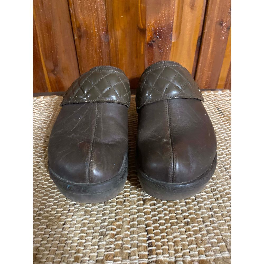 Crocs slip on heeled clogs size 9